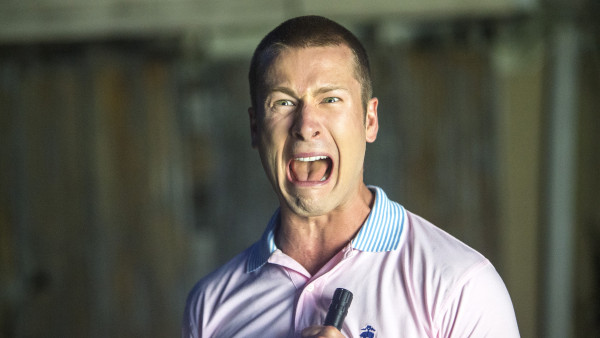 Glen Powell uit 'Twisters' is nu dé grote Hollywoodster: niemand weet meer dat hij in deze griezelige tv-serie speelde