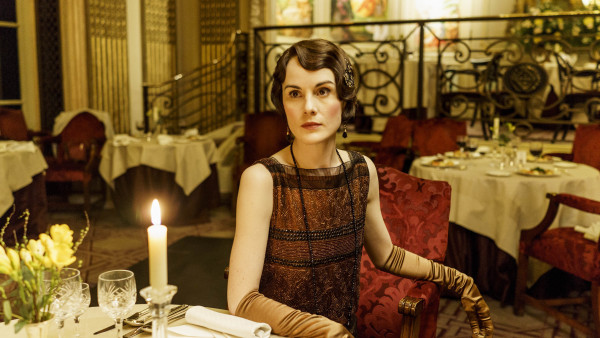 Deze promotiefoto van 'Downton Abbey' bevatte een wel heel grote blunder