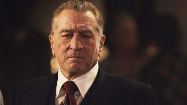 Robert DeNiro maakt serie-debuut in trailer complotthriller 'Zero Day'