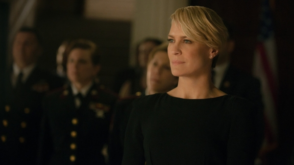 Claire centraal in 'House of Cards' S6