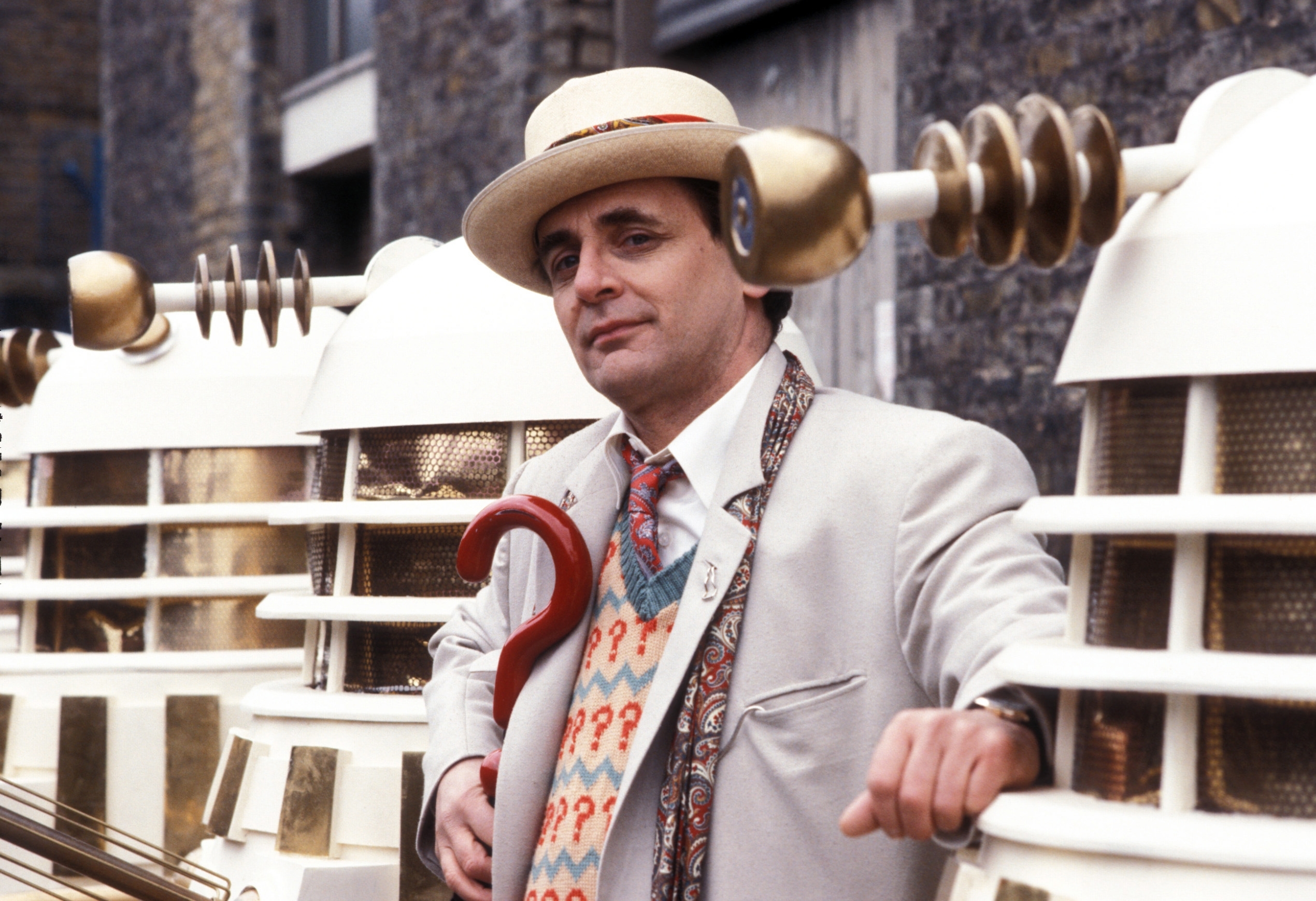 Доктор 007. Sylvester MCCOY. Доктор кто седьмой доктор. Sylvester MCCOY Doctor who.