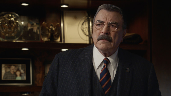 Het gaat helemaal niet goed met Tom Selleck, de grote ster van 'Magnum P.I' en 'Blue Bloods'